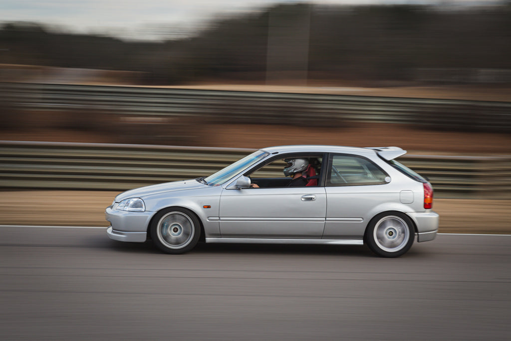 We took the Chase Bays EK Civic to Barber for Power Brakes vs. Manual Brakes Testing!!